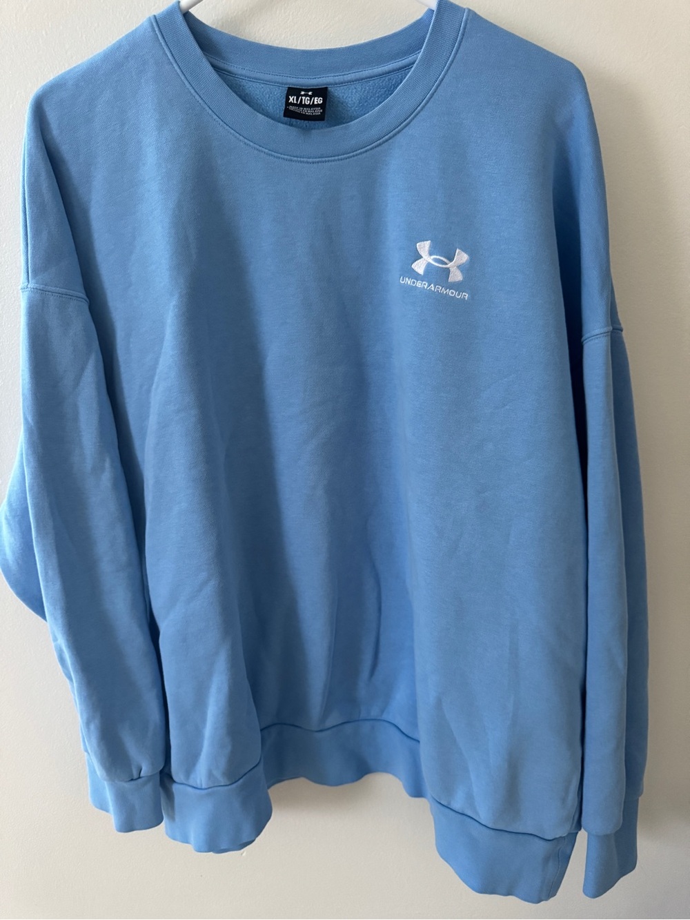 Under Armour Women’s Sky Blue Crewneck Sweatshirt